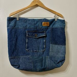 Wrangler Blue Denim Jeans with Brown Leather Patch